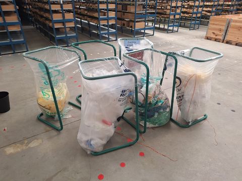 6 stuks afvalzakhouder 300 liter, groen gecoat