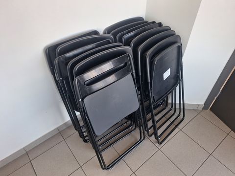 12 x zwarte klapstoelen