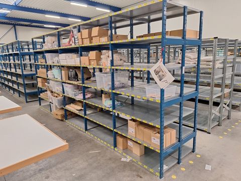 5 lopende meter legbordstellingen "Bosal"