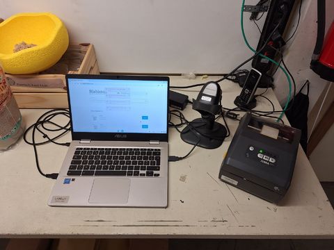 Lot met ASUS 14-inch Chromebook,Zebra Labelprinter,Handset en Handscanner