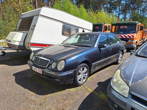 Mercedes-Benz E-Klasse (zonder sleutels en papieren )