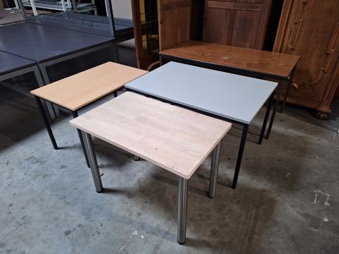 4 diverse tafels