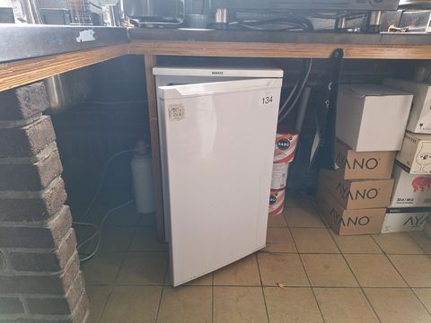 Beko Compacte Tafelmodel Koelkast met Vriesvak