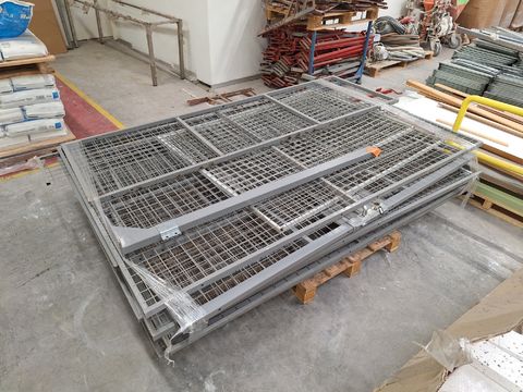 Grijze Magazijn-Gaaswanden en Deurelementen (220 x 150cm) - Inclusief Slot met Sleutel