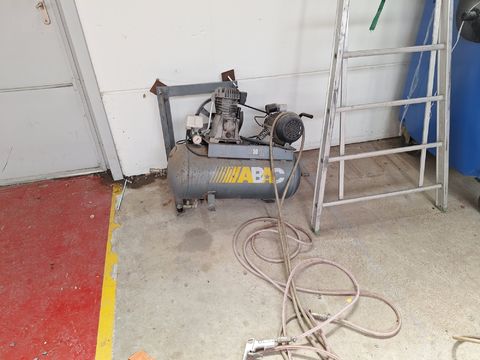 ABAC LT 50 HP 2 Mobiele Zuigercompressor met Blaaspistool
