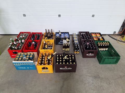 Grote Partij Diverse Horecabieren - Westmalle Dubbel, Tripel d'Anvers, Stella Artois, Leffe 0.0% & Thrive Protein Beer - Inclusief Kratten