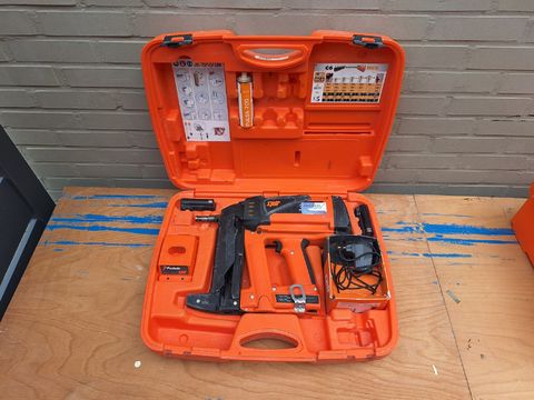 Accu gas-schiettacker Spit Pulsa 700P in koffer met toebehoren