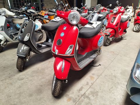 Titel: Piaggio Vespa LX 50 C38 – 45 km/u – Project/Revisie