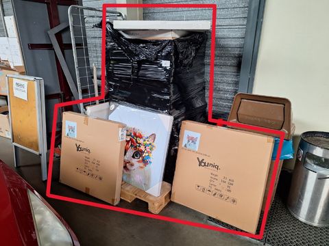 1 Palletpartij Youniq. wanddecoratie / schilderijen "Hippie Cat" (80x80 cm)