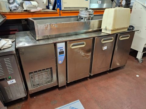 Friginox stainless steel refrigerated workbench (3-door) faulty