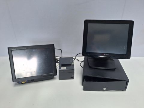 kassa-installatie met Colormetrics touchscreen terminal, Sharp POS terminal, Epson bonnetprinter en geldlade