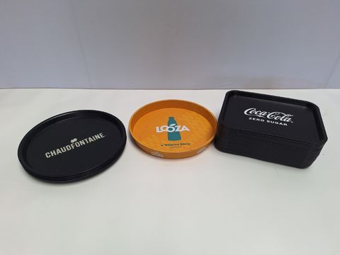 lot horeca dienbladen (27 stuks) o.a. Coca-Cola Zero, Chaudfontaine en Looza