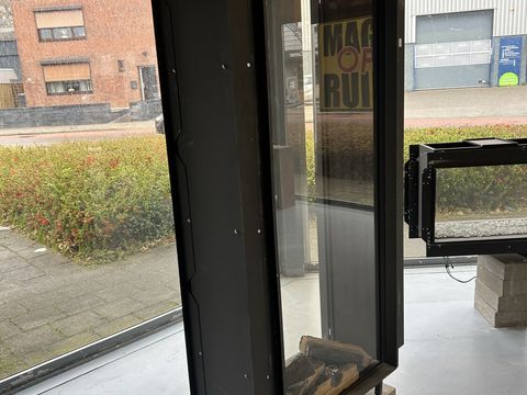 Gashaard Element 4 Sky T Doorkijk showroom toestel gebrand, inbouw toetel
