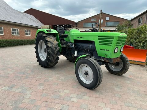 Tracteur Deutz-Fahr D8006