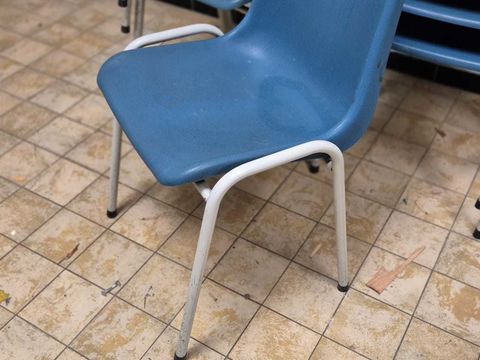 Set van 10 Comfortabele Kuipstoelen – Blauw-stapelbaar